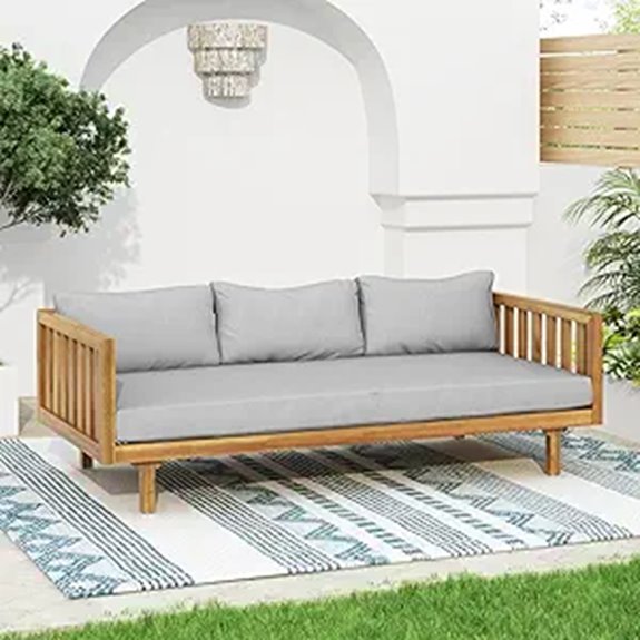 outdoor three seat daybed